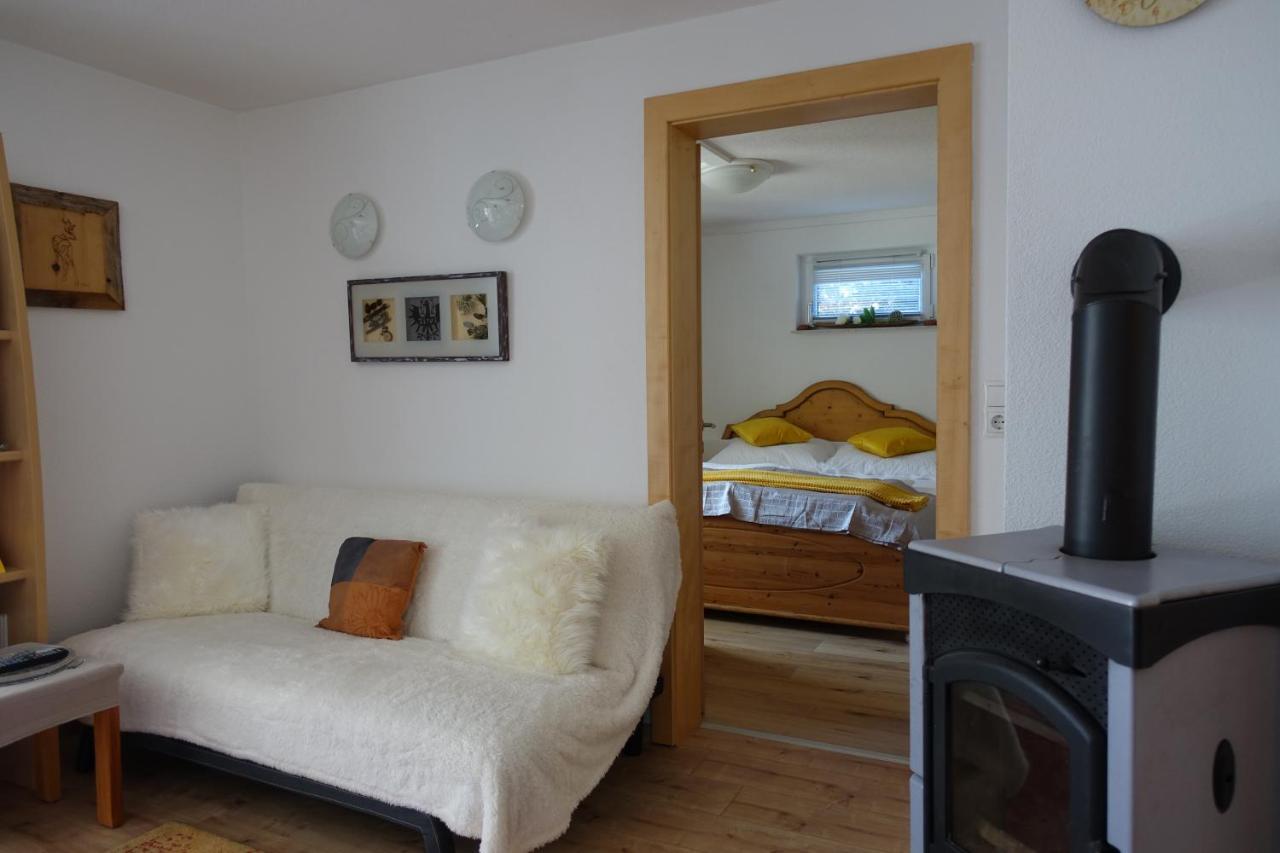 Hofstaetter Ferienwohnung 弗利斯 外观 照片