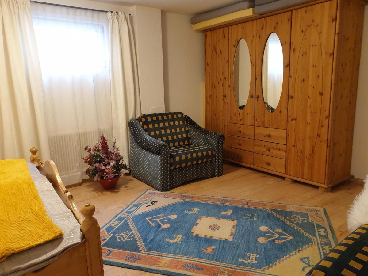 Hofstaetter Ferienwohnung 弗利斯 外观 照片