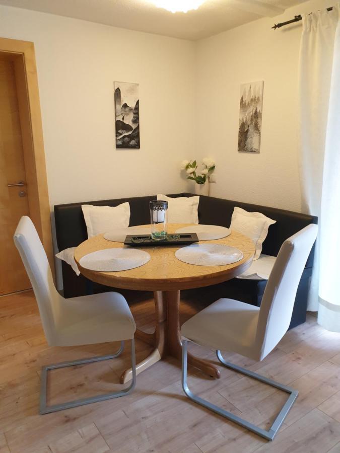 Hofstaetter Ferienwohnung 弗利斯 外观 照片